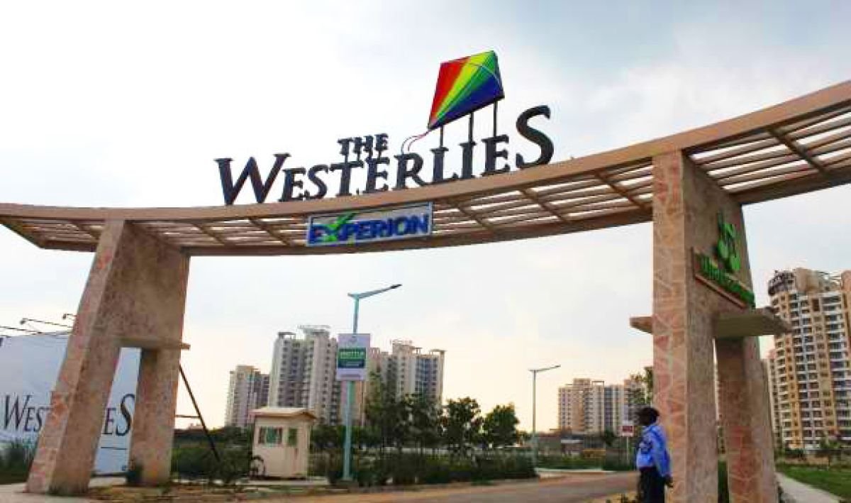  Plots are available in Experion the westerlies sector 108 Dwarka Expressway Gurgaon 